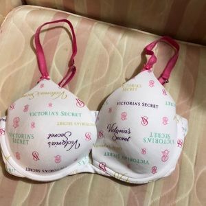 Victoria’s Secret push up bra